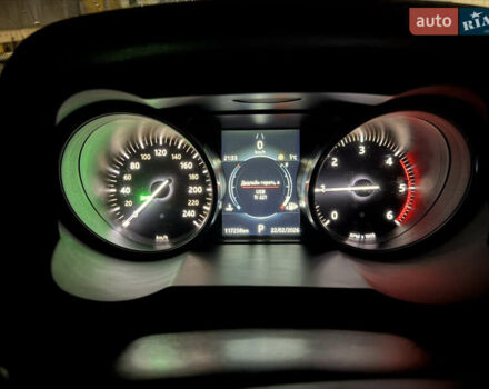 Черный Ленд Ровер Рендж Ровер Эвок, объемом двигателя 2 л и пробегом 119 тыс. км за 25500 $, фото 2 на Automoto.ua