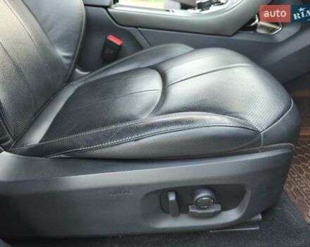 Чорний Ленд Ровер Рендж Ровер Евок, об'ємом двигуна 2 л та пробігом 89 тис. км за 23300 $, фото 16 на Automoto.ua