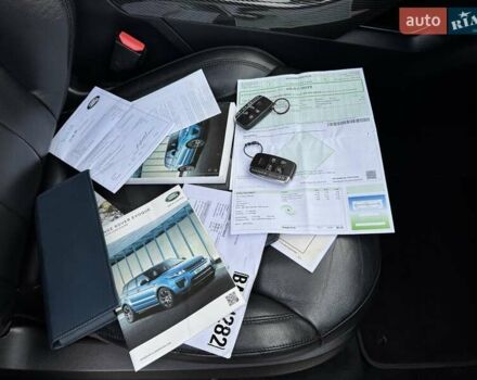 Чорний Ленд Ровер Рендж Ровер Евок, об'ємом двигуна 2 л та пробігом 117 тис. км за 23900 $, фото 32 на Automoto.ua