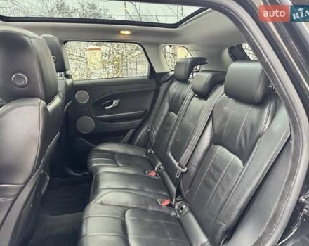 Черный Ленд Ровер Рендж Ровер Эвок, объемом двигателя 2 л и пробегом 117 тыс. км за 22950 $, фото 8 на Automoto.ua