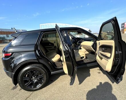 Чорний Ленд Ровер Рендж Ровер Евок, об'ємом двигуна 2 л та пробігом 70 тис. км за 27000 $, фото 2 на Automoto.ua