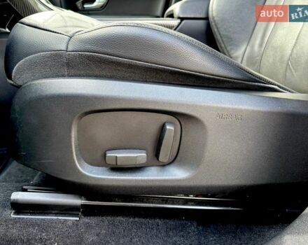 Черный Ленд Ровер Рендж Ровер Эвок, объемом двигателя 2 л и пробегом 119 тыс. км за 21900 $, фото 24 на Automoto.ua