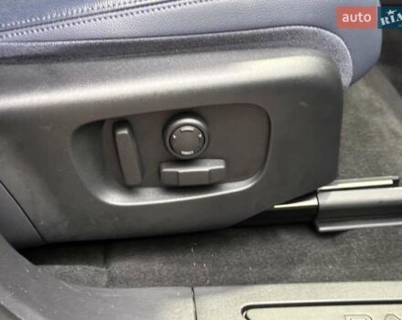 Чорний Ленд Ровер Рендж Ровер Евок, об'ємом двигуна 0 л та пробігом 72 тис. км за 34400 $, фото 55 на Automoto.ua