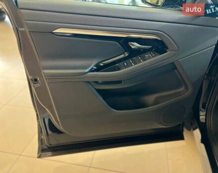 Ленд Ровер Рендж Ровер Эвок 2019 в Киеве на Automoto.ua Черный Ленд Ровер Рендж Ровер Эвок, объемом двигателя 2 л и пробегом 93 тыс. км за 28990 $, фото 8 на Automoto.ua