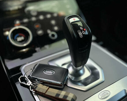 Чорний Ленд Ровер Рендж Ровер Евок, об'ємом двигуна 2 л та пробігом 162 тис. км за 31299 $, фото 17 на Automoto.ua