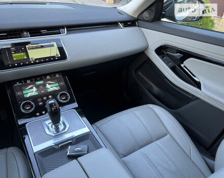 Черный Ленд Ровер Рендж Ровер Эвок, объемом двигателя 2 л и пробегом 12 тыс. км за 25800 $, фото 17 на Automoto.ua