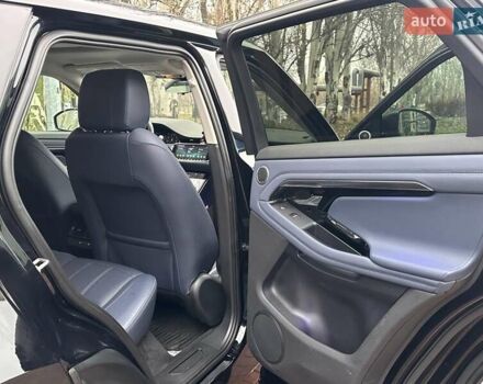 Чорний Ленд Ровер Рендж Ровер Евок, об'ємом двигуна 0 л та пробігом 72 тис. км за 34400 $, фото 58 на Automoto.ua