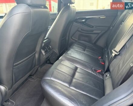 Чорний Ленд Ровер Рендж Ровер Евок, об'ємом двигуна 2 л та пробігом 76 тис. км за 32000 $, фото 15 на Automoto.ua