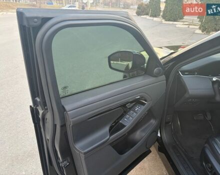 Чорний Ленд Ровер Рендж Ровер Евок, об'ємом двигуна 2 л та пробігом 76 тис. км за 32000 $, фото 17 на Automoto.ua