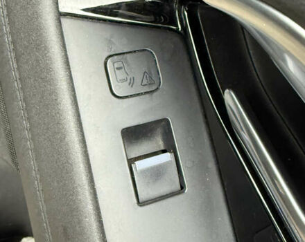 Чорний Ленд Ровер Рендж Ровер Евок, об'ємом двигуна 2 л та пробігом 61 тис. км за 22000 $, фото 11 на Automoto.ua