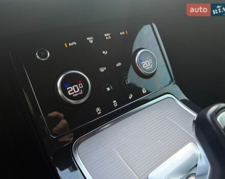 Чорний Ленд Ровер Рендж Ровер Евок, об'ємом двигуна 2 л та пробігом 76 тис. км за 32000 $, фото 24 на Automoto.ua