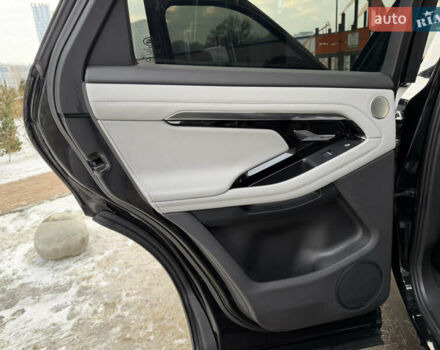 Чорний Ленд Ровер Рендж Ровер Евок, об'ємом двигуна 2 л та пробігом 29 тис. км за 46800 $, фото 21 на Automoto.ua
