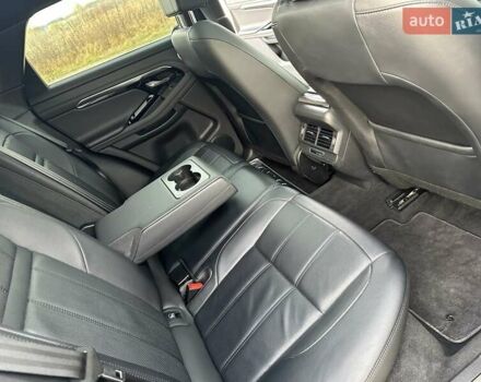 Черный Ленд Ровер Рендж Ровер Эвок, объемом двигателя 2 л и пробегом 98 тыс. км за 39999 $, фото 50 на Automoto.ua
