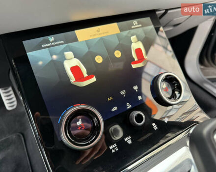 Чорний Ленд Ровер Рендж Ровер Евок, об'ємом двигуна 2 л та пробігом 29 тис. км за 46800 $, фото 46 на Automoto.ua