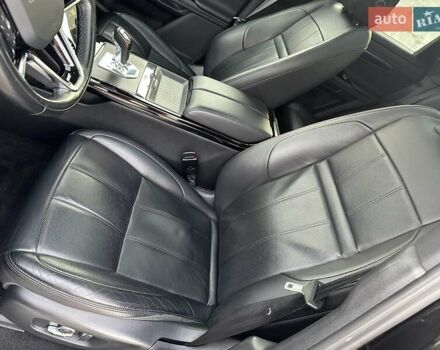 Черный Ленд Ровер Рендж Ровер Эвок, объемом двигателя 2 л и пробегом 98 тыс. км за 39999 $, фото 39 на Automoto.ua