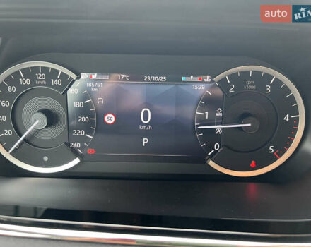 Чорний Ленд Ровер Рендж Ровер Евок, об'ємом двигуна 2 л та пробігом 185 тис. км за 34643 $, фото 15 на Automoto.ua