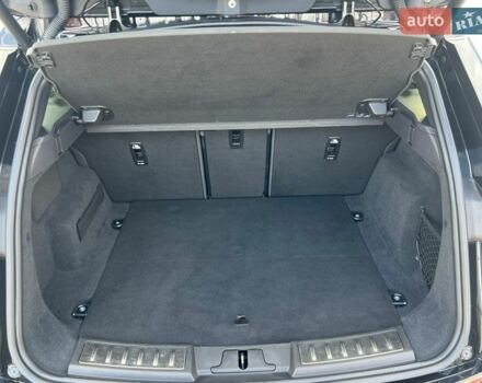 Черный Ленд Ровер Рендж Ровер Эвок, объемом двигателя 2 л и пробегом 185 тыс. км за 32912 $, фото 19 на Automoto.ua