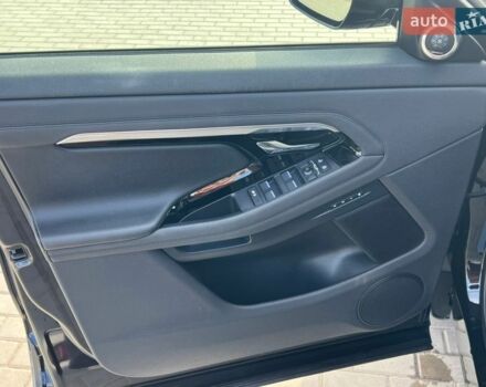 Черный Ленд Ровер Рендж Ровер Эвок, объемом двигателя 2 л и пробегом 185 тыс. км за 32912 $, фото 10 на Automoto.ua