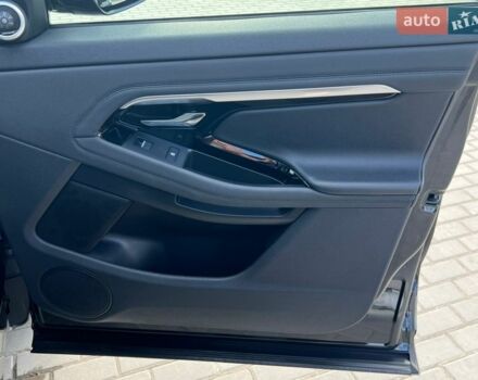 Черный Ленд Ровер Рендж Ровер Эвок, объемом двигателя 2 л и пробегом 185 тыс. км за 32912 $, фото 26 на Automoto.ua