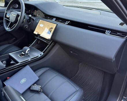 Черный Ленд Ровер Рендж Ровер Эвок, объемом двигателя 2 л и пробегом 6 тыс. км за 47900 $, фото 31 на Automoto.ua