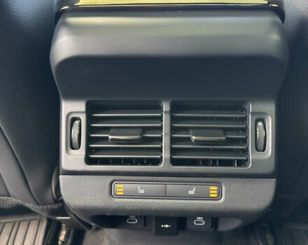 Черный Ленд Ровер Рендж Ровер Эвок, объемом двигателя 2 л и пробегом 6 тыс. км за 47900 $, фото 28 на Automoto.ua