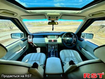 Чорний Ленд Ровер Рендж Ровер Евок, об'ємом двигуна 3 л та пробігом 300 тис. км за 3000 $, фото 1 на Automoto.ua