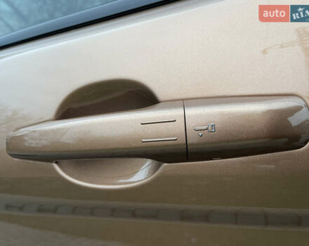 Коричневий Ленд Ровер Рендж Ровер Евок, об'ємом двигуна 2.18 л та пробігом 114 тис. км за 21000 $, фото 11 на Automoto.ua