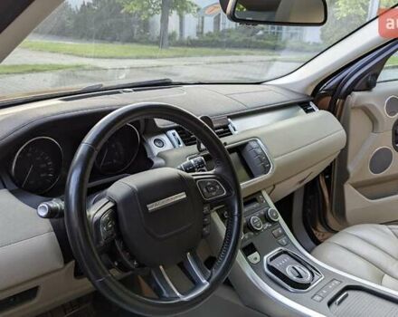 Коричневый Ленд Ровер Рендж Ровер Эвок, объемом двигателя 2 л и пробегом 129 тыс. км за 17300 $, фото 9 на Automoto.ua