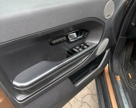 Коричневий Ленд Ровер Рендж Ровер Евок, об'ємом двигуна 2.18 л та пробігом 240 тис. км за 17500 $, фото 13 на Automoto.ua