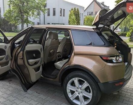 Коричневый Ленд Ровер Рендж Ровер Эвок, объемом двигателя 2 л и пробегом 129 тыс. км за 17300 $, фото 7 на Automoto.ua