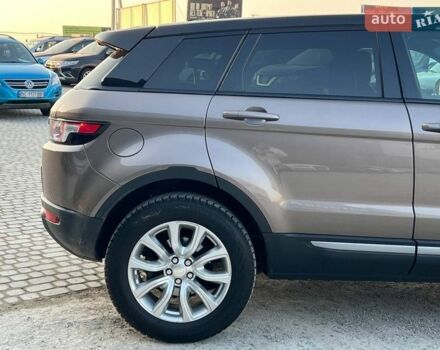 Коричневый Ленд Ровер Рендж Ровер Эвок, объемом двигателя 2.2 л и пробегом 88 тыс. км за 17590 $, фото 5 на Automoto.ua