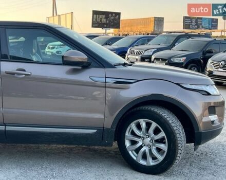 Коричневый Ленд Ровер Рендж Ровер Эвок, объемом двигателя 2.2 л и пробегом 88 тыс. км за 17590 $, фото 3 на Automoto.ua