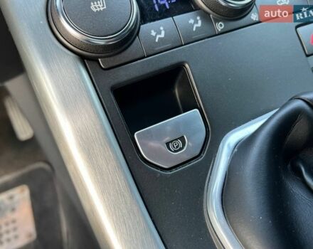 Коричневый Ленд Ровер Рендж Ровер Эвок, объемом двигателя 2.2 л и пробегом 88 тыс. км за 17590 $, фото 30 на Automoto.ua