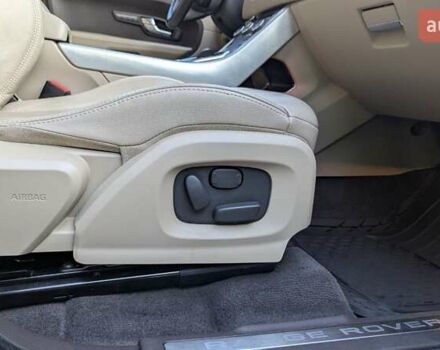 Коричневый Ленд Ровер Рендж Ровер Эвок, объемом двигателя 2 л и пробегом 129 тыс. км за 17300 $, фото 14 на Automoto.ua