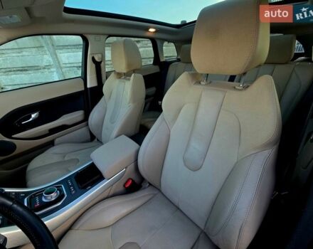 Коричневый Ленд Ровер Рендж Ровер Эвок, объемом двигателя 2 л и пробегом 158 тыс. км за 17950 $, фото 56 на Automoto.ua
