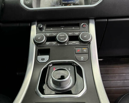 Коричневый Ленд Ровер Рендж Ровер Эвок, объемом двигателя 2 л и пробегом 118 тыс. км за 18000 $, фото 16 на Automoto.ua