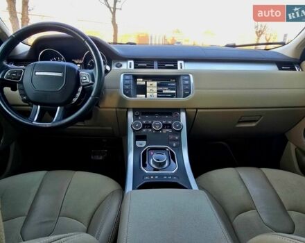 Коричневый Ленд Ровер Рендж Ровер Эвок, объемом двигателя 2 л и пробегом 158 тыс. км за 17950 $, фото 52 на Automoto.ua