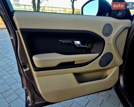 Коричневый Ленд Ровер Рендж Ровер Эвок, объемом двигателя 2 л и пробегом 158 тыс. км за 17950 $, фото 53 на Automoto.ua