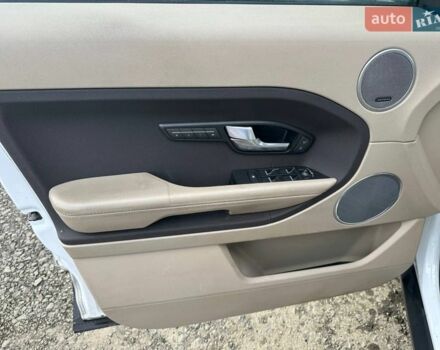 Коричневый Ленд Ровер Рендж Ровер Эвок, объемом двигателя 2 л и пробегом 183 тыс. км за 9900 $, фото 10 на Automoto.ua