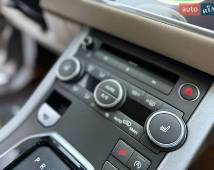 Коричневий Ленд Ровер Рендж Ровер Евок, об'ємом двигуна 2.2 л та пробігом 115 тис. км за 21900 $, фото 24 на Automoto.ua