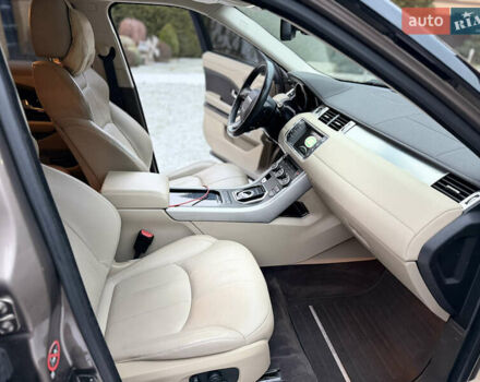 Коричневий Ленд Ровер Рендж Ровер Евок, об'ємом двигуна 2.18 л та пробігом 115 тис. км за 23900 $, фото 22 на Automoto.ua