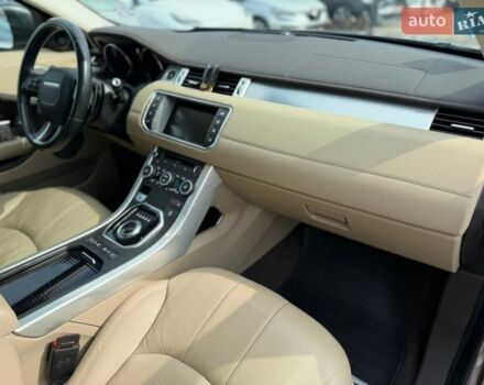 Коричневий Ленд Ровер Рендж Ровер Евок, об'ємом двигуна 2 л та пробігом 142 тис. км за 19000 $, фото 25 на Automoto.ua