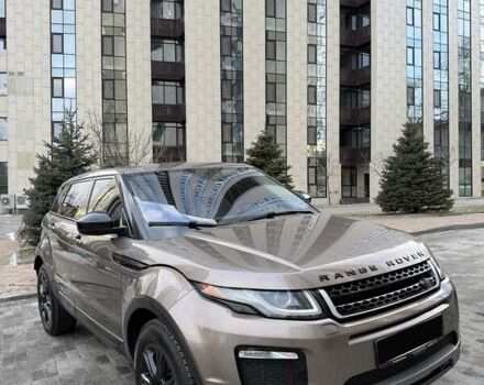 Коричневый Ленд Ровер Рендж Ровер Эвок, объемом двигателя 2 л и пробегом 96 тыс. км за 21000 $, фото 1 на Automoto.ua
