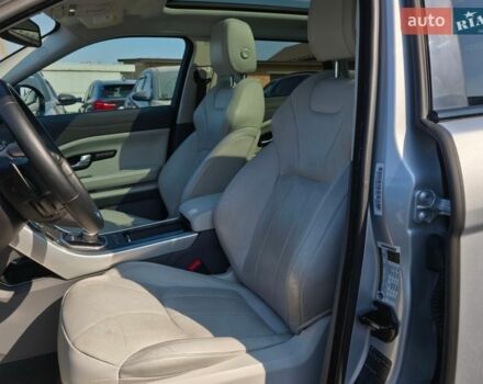 Коричневий Ленд Ровер Рендж Ровер Евок, об'ємом двигуна 2 л та пробігом 132 тис. км за 13100 $, фото 16 на Automoto.ua