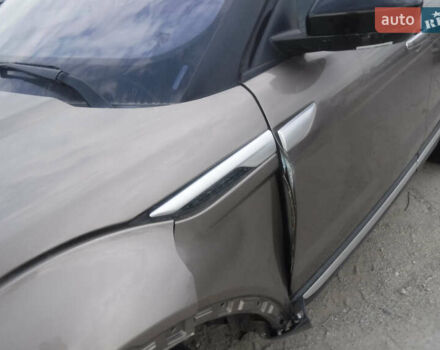 Ленд Ровер Рендж Ровер Эвок 2016 в Львове на Automoto.ua Коричневый Ленд Ровер Рендж Ровер Эвок, объемом двигателя 2 л и пробегом 112 тыс. км за 15000 $, фото 9 на Automoto.ua