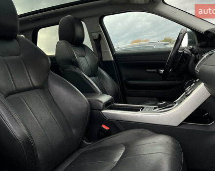 Ленд Ровер Рендж Ровер Евок 2017 у Львові на Automoto.ua Коричневий Ленд Ровер Рендж Ровер Евок, об'ємом двигуна 2 л та пробігом 66 тис. км за 23300 $, фото 15 на Automoto.ua