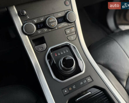 Коричневый Ленд Ровер Рендж Ровер Эвок, объемом двигателя 2 л и пробегом 66 тыс. км за 22900 $, фото 35 на Automoto.ua