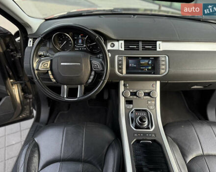 Коричневый Ленд Ровер Рендж Ровер Эвок, объемом двигателя 2 л и пробегом 66 тыс. км за 22900 $, фото 48 на Automoto.ua