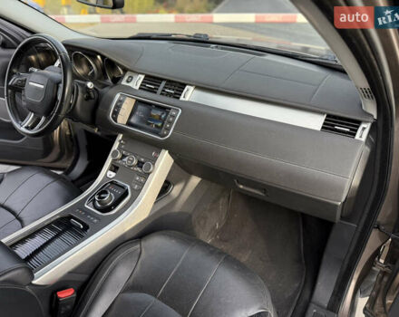 Коричневый Ленд Ровер Рендж Ровер Эвок, объемом двигателя 2 л и пробегом 66 тыс. км за 22900 $, фото 58 на Automoto.ua