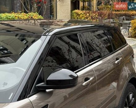 Коричневий Ленд Ровер Рендж Ровер Евок, об'ємом двигуна 2 л та пробігом 94 тис. км за 27000 $, фото 2 на Automoto.ua